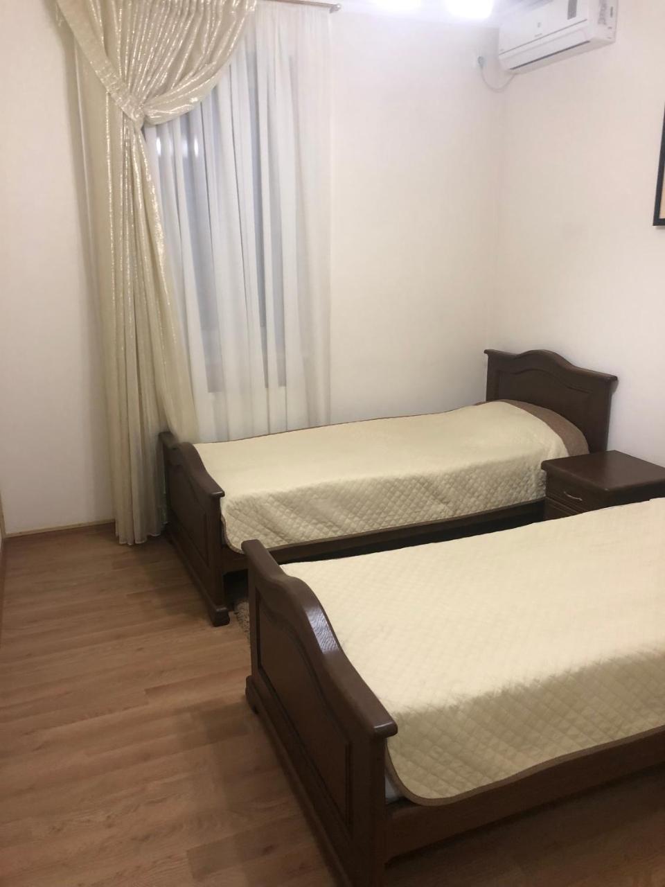 Motel Sarny  エクステリア 写真